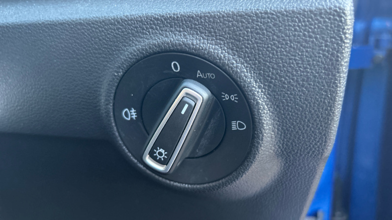 Volkswagen T-Roc 1.5 TSI EVO SE 5dr Petrol Hatchback